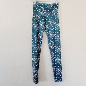 Beyond Yoga x Barre 3 High Rise Green Floral Legging size Small Gym Active
